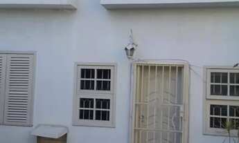 Imagem 2: Casa para aluguel tem 80 metros quadrados com 1 quarto em Vila Santa Cecília - Volta Redon