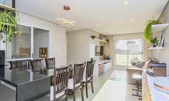 Imagem 3: Apartamento para Venda em CURITIBA, PORTÃO, 3 dormitórios, 1 suíte, 2 banheiros, 1 vaga