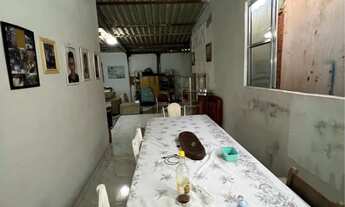 Imagem 2: Casa a venda no pôr do sol