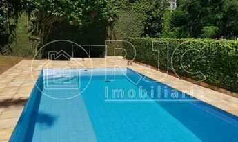 Imagem 2: Imóvel para venda possui 365 metros quadrados com 5 quartos em Laranjeiras - Rio de Janeir