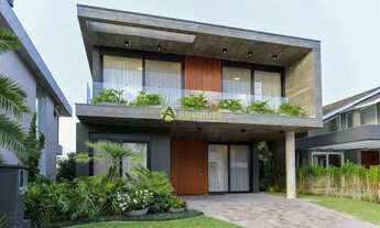 Imagem: Paisagismo com irrigação automatizada