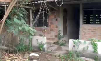 Imagem: Vendo casa com terreno grande na Trindade