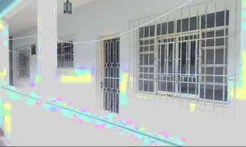 Imagem: Casa com 2 quartos, independente e com quintal