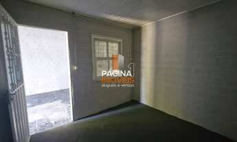 Imagem 7: Página 1 Imóveis anuncia casa com 02 dormitórios, no bairro Guajuviras em Canoas/RS