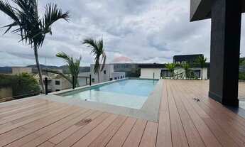 Imagem 6: Casa dos Sonhos em Alphaville: Luxo e Conforto!