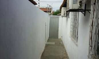 Imagem 7: Alugo kitinet bem ampla e localização perto do Carvalho Ferreira supermercado etc