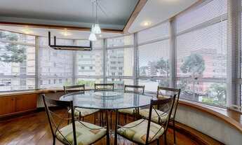 Imagem 5: Apartamento em localização incrível no Batel