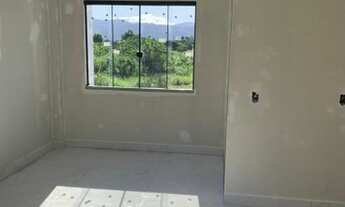 Imagem 2: Sobrado para venda tem 88 metros quadrados com 2 quartos em Perequê - Porto Belo - SC