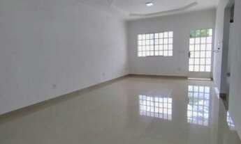 Imagem: Casa em Lote Inteiro no Cidade Nova para