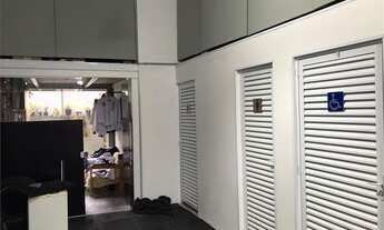 Imagem 4: Galpão/Depósito/Armazém para venda tem 331 metros quadrados com 2 quartos