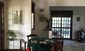 Imagem 5: Casa de condomínio para venda possui 800 metros quadrados com 5 quartos