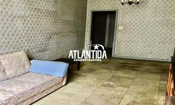 Imagem 3: 3 qtos c/dep.compl e 1 vaga na escritura - 124m2 - necessita reforma - Próx Praia Posto 5