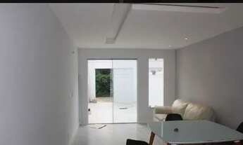 Imagem 6: Casa para venda possui 138 metros quadrados com 3 quartos em Ocian - Praia Grande - SP