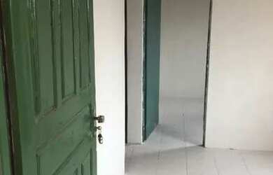 Imagem 2: Alugo casa lajeada 2 Quartos no Santos Dumont