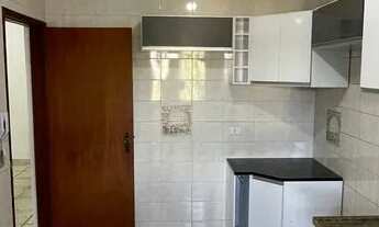 Imagem 2: * ATENÇÃO ALUGO APARTAMENTO TÉRREO R$ 3.200,00 *