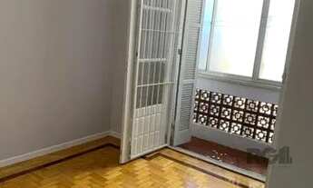 Imagem 3: Apartamento de 2 dormitórios no Centro desocupado