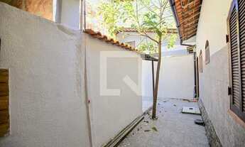 Imagem 4: Casa para Aluguel - Engenho do Mato, 1 Quarto, 70 m2