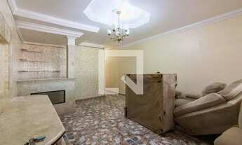 Imagem 4: Casa para Aluguel - Vila Yara, 2 Quartos, 234 m2