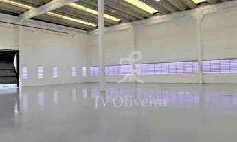 Imagem: Moderno galpão em premoldado para locação