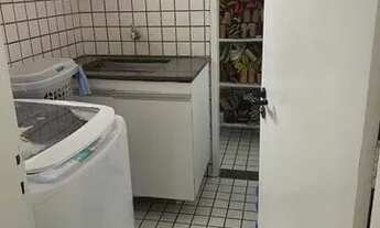 Imagem 6: Na quadra do mar! para aluguel possui 65 metros quadrados com 2 quartos em Pina - Recife