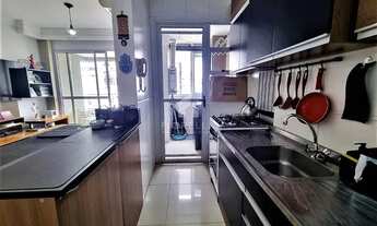 Imagem 6: Apartamento com 2 dormitórios, 1 suíte no bairro Coqueiros em Florianópolis/SC