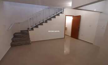 Imagem 7: Sobrado em Condomínio com 2 suítes, churrasqueira e 1 vaga de garagem