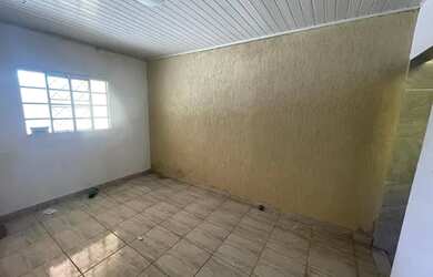 Imagem 7: Vendo otima casa em samambaia na Qr321 com 3 quartos.