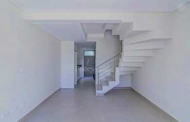 Imagem 2: Casa para venda possui 137 metros quadrados com 2 quartos em Santa Paula - São Caetano do