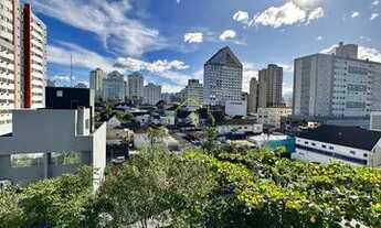 Imagem 3: Apartamento semi mobiliado com localização privilegiada na rua Abdon Batista no Centro de