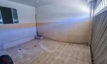 Imagem 4: Casa com 3 quartos- Aceito carro