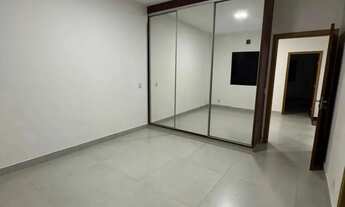 Imagem 4: Sobrado para aluguel e venda possui 400 metros quadrados com 4 quartos