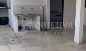 Imagem 8: Casa para aluguel, 2 quartos, 3 vagas, GRANADA - UBERLANDIA/MG