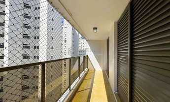 Imagem 7: Apartamento com varanda e lazer na Praia das Pitangueiras, Guaruja