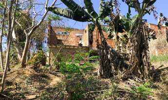 Imagem 7: Casa inacabada - terreno com quase 500m