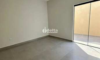 Imagem 3: Casa residencial com 3 quartos sendo 1 suíte disponível para venda no bairro Jardim Holand