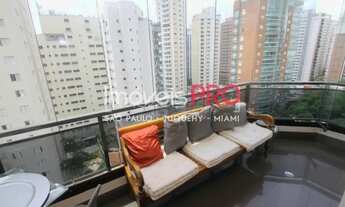 Imagem 6: Maravilhoso apartamento de 210m² reformado em Moema Índios