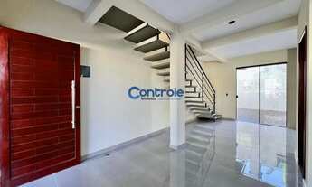 Imagem 5: Sobrado 03 Dormitórios com 01 Suíte no bairro Ipiranga-São José/SC