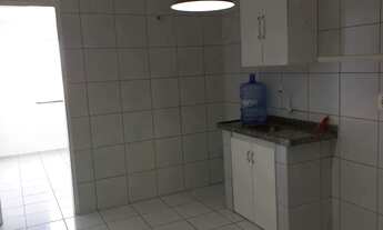 Imagem 7: 01 dormitório, banheiro, sala e cozinha integrada. 2º andar. Rateio de água variável + tax