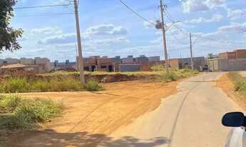 Imagem 5: Imóvel para venda possui 252 metros quadrados em Jardim Scala - Trindade - GO