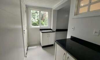 Imagem 6: Casa para Locação em Florianópolis, Cacupé, 4 dormitórios, 1 suíte, 2 banheiros, 2 vagas