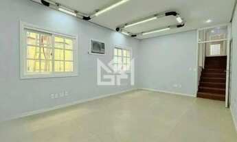 Imagem 7: Casa à venda no Centro de Porto Alegre 231 m², 5 quartos, 1 vaga