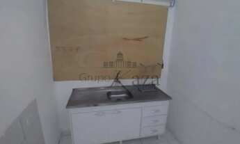 Imagem 5: Oportunidade - Casa Kitnet - Bosque dos Eucaliptos - 2 Dormitórios - 30m²