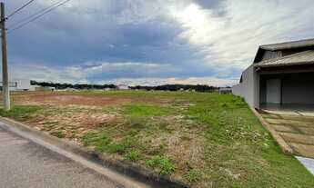 Imagem 3: Vende-se lote residencial de 450 m² no condomínio Bosques do Madeira