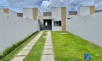 Imagem: Casa plana com amplo terreno de 6x40 e 2