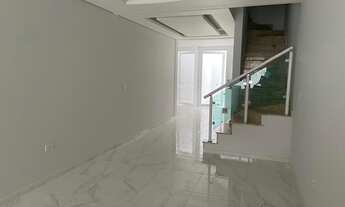 Imagem 2: Sobrado novo a venda no Campo Grande com 3 dorms, 1 suíte, 2 vagas, 115m²!