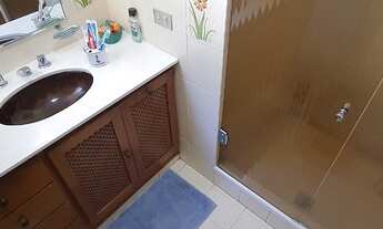 Imagem 5: Casa de vila reformada. No coração de Botafogo, ponto familair