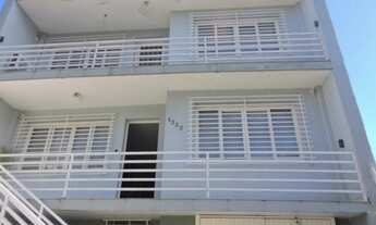 Imagem 2: Sobrado para venda possui 250 metros quadrados com 4 quartos em Azenha - Porto Alegre - RS