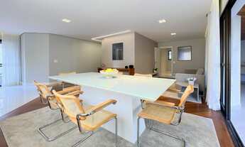 Imagem 3: APARTAMENTO REFORMADO COM 244 M², 4 QUARTOS SENDO 3 SUÍTES, 4 VAGAS E LAZER