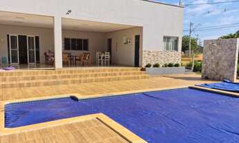 Imagem 7: Fazenda/Sítio/Chácara para venda tem 1627 metros quadrados com 4 quartos