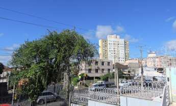 Imagem 6: Sobrado para venda possui 250 metros quadrados com 4 quartos em Azenha - Porto Alegre - RS